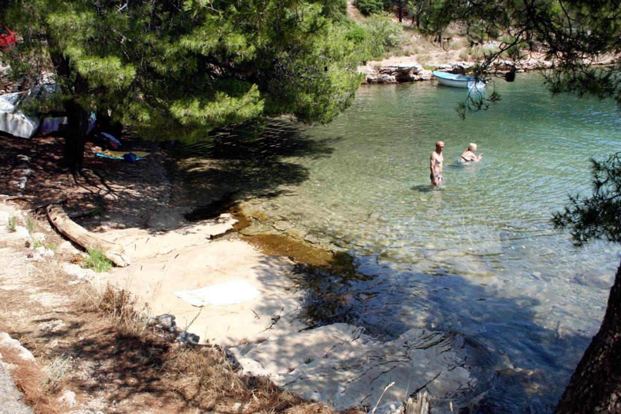 Apartment Vrboska 4634B Εξωτερικό φωτογραφία